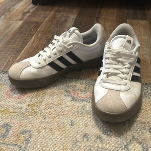 EUC Adidas VL Court 3.0